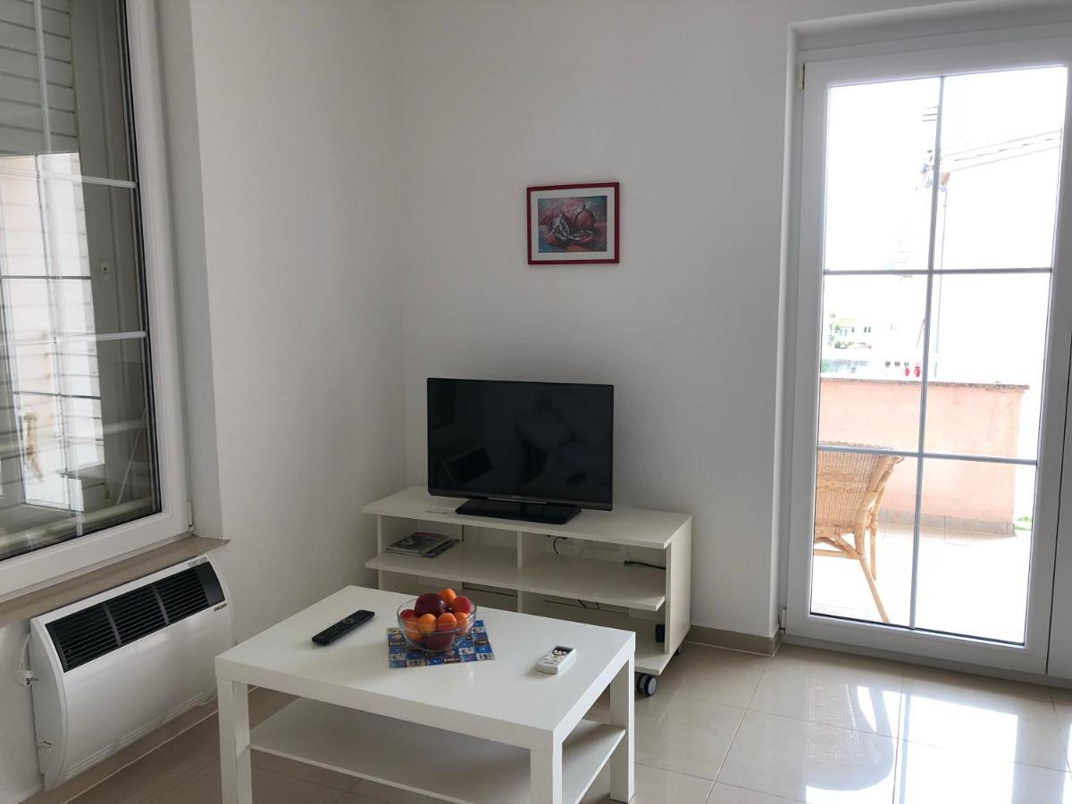 Apartments Irena Vodice Exterior photo