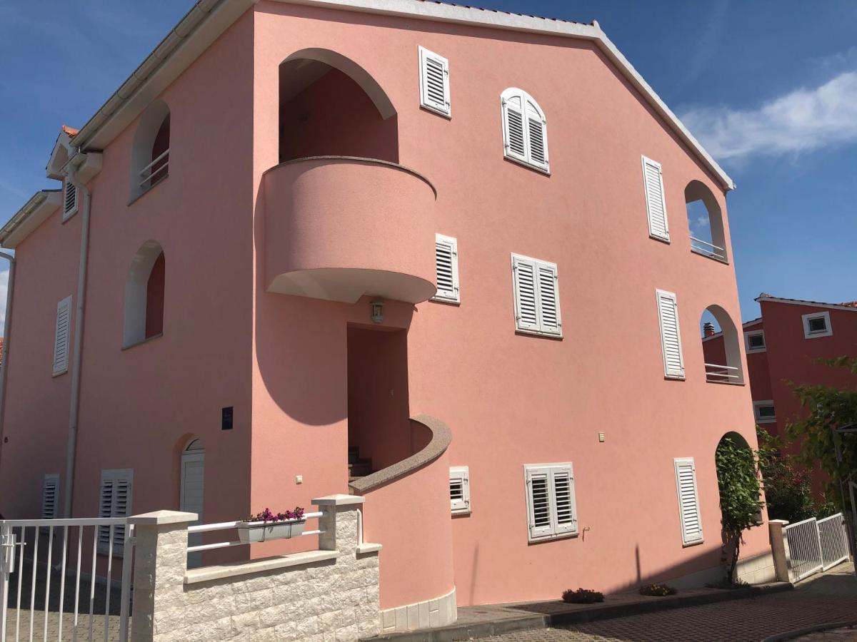 Apartments Irena Vodice Exterior photo